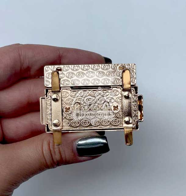 قفل کیف بغل شاسی دار کلاسیک