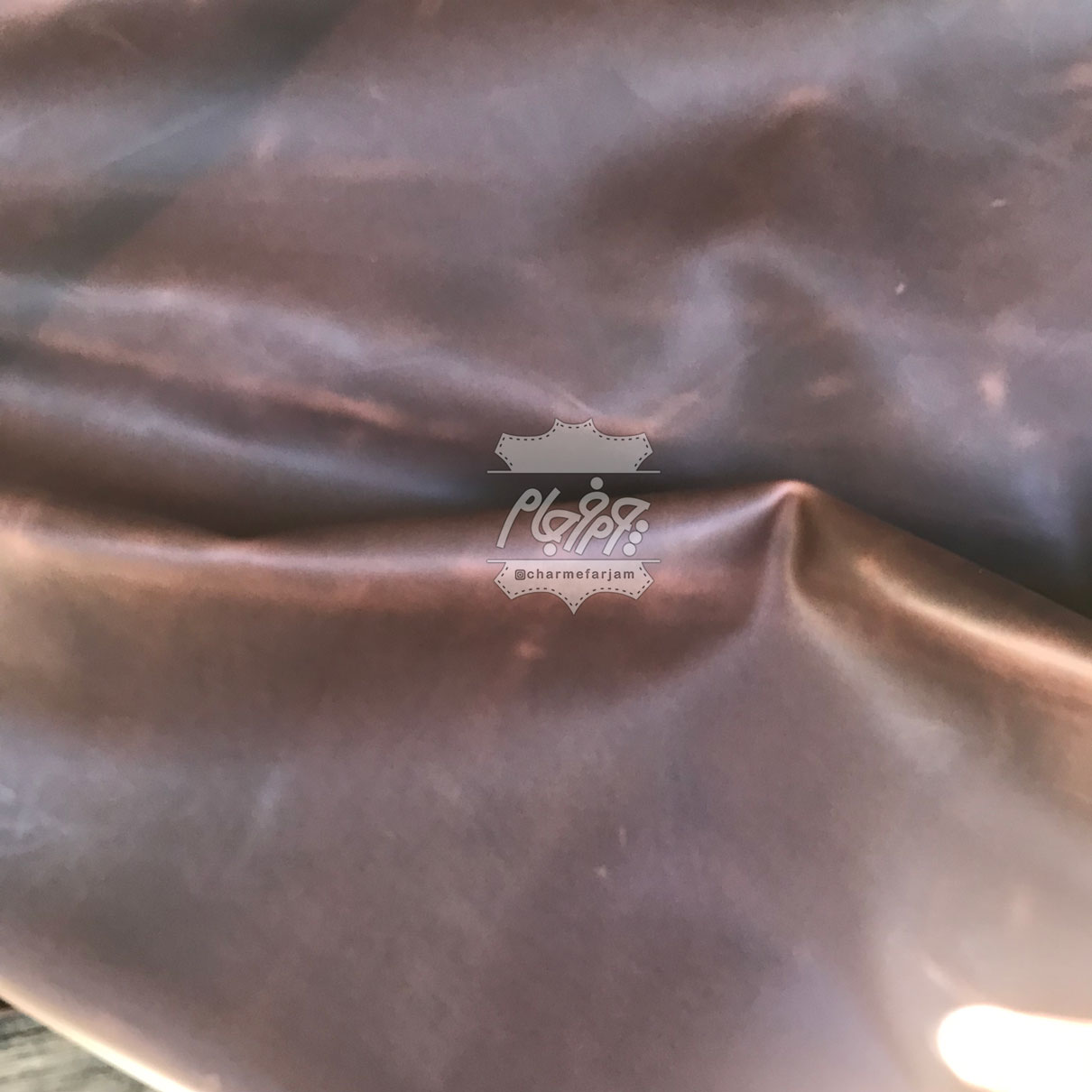 چرم گاوی کریزی هورس قهوه ای تیره