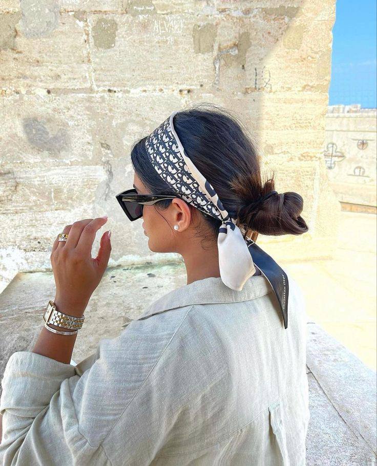 اسکارف ابریشمی آمور