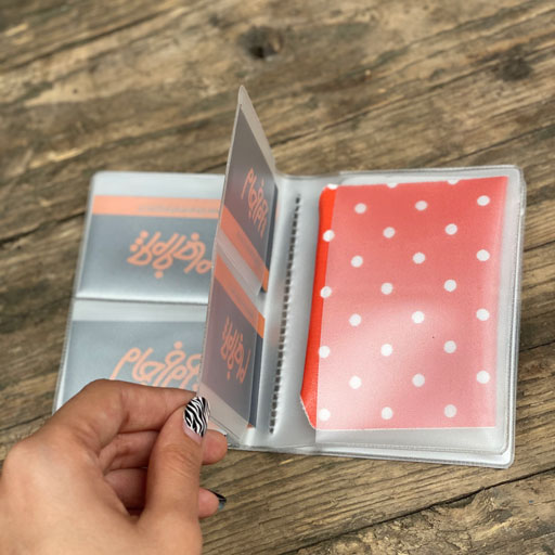 جاکارتی (مدارک) بزرگ ضخیم