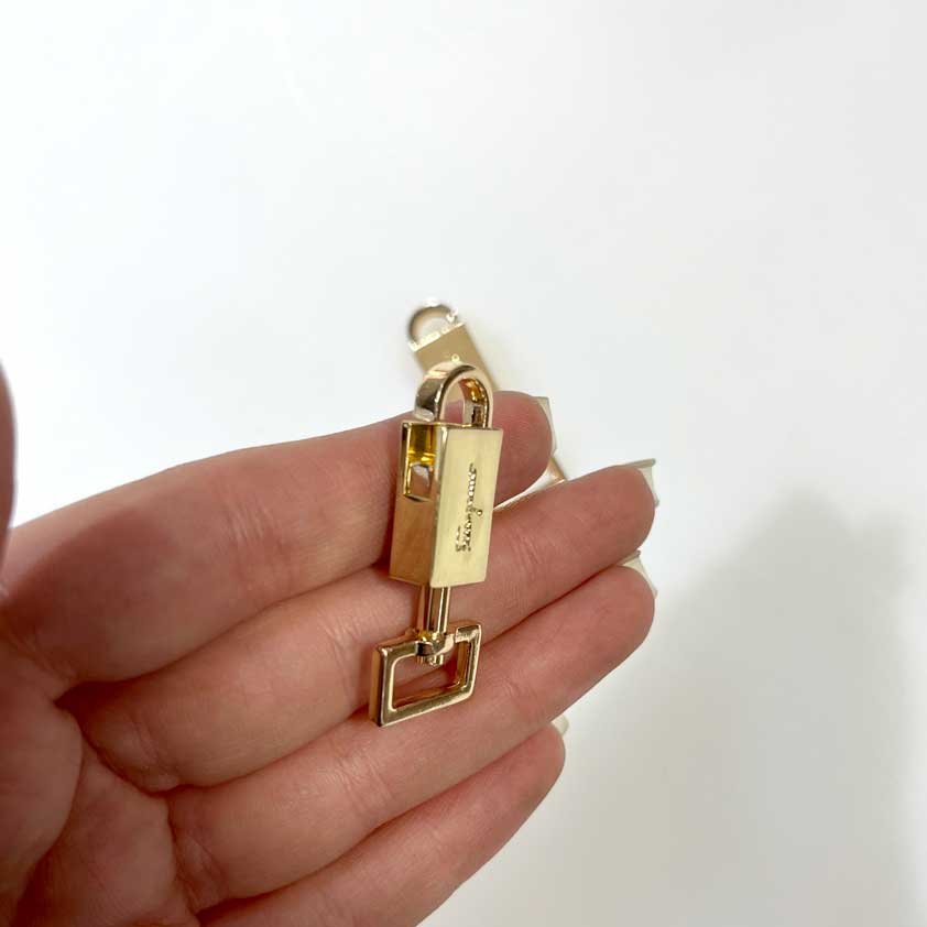 مدبر فندکی مدل طوطی لایت